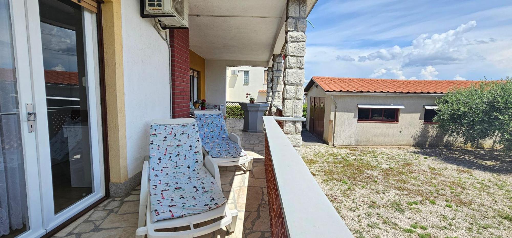 Rudolf Apartment *